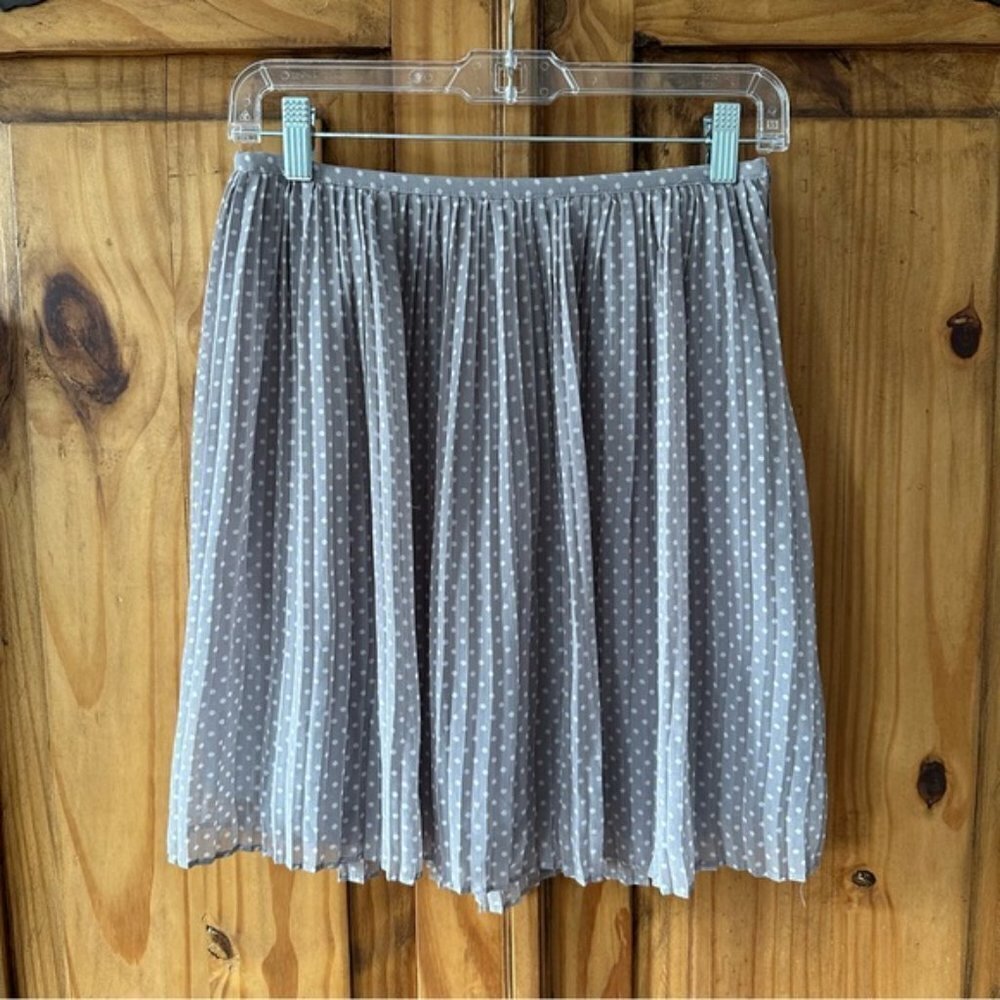 Smart Set Pleated Mini Skirt Grey with White Polka Dots -Size 00